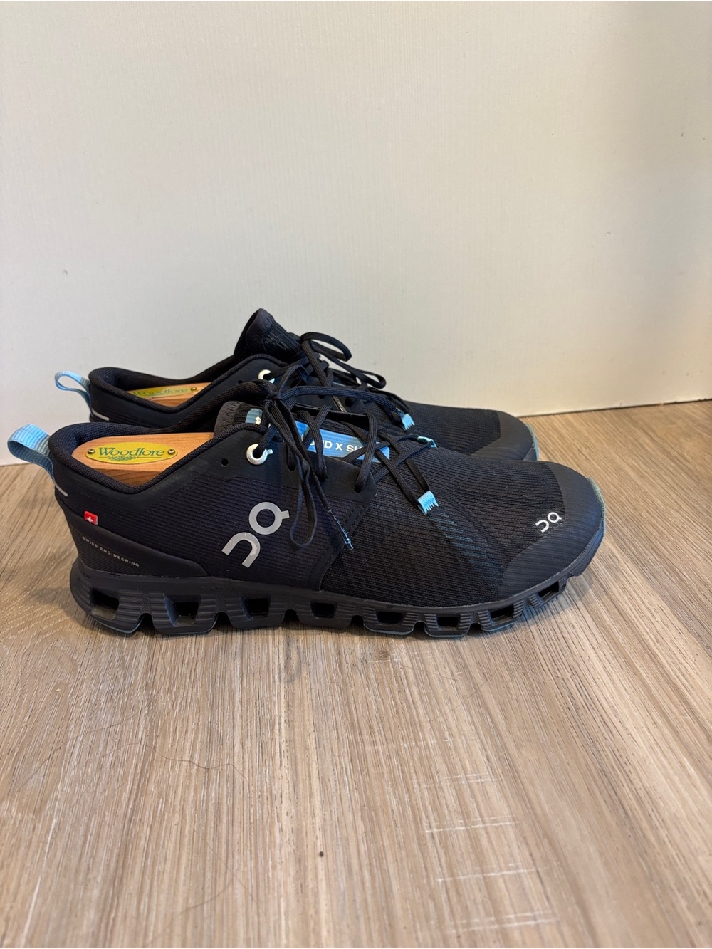ON Cloud X 3 Shift Running Mesh Sneakers Black Blue Women's Size 8.5 Excellent